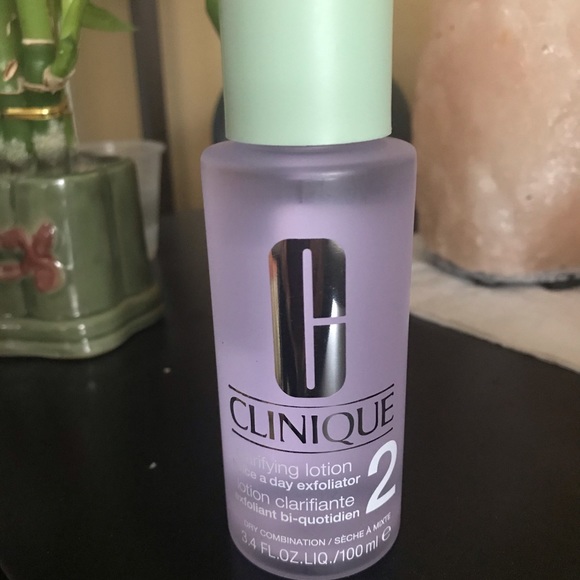Clinique Clarifying Lotion Twice a Day Exfoliator - Picture 1 of 2